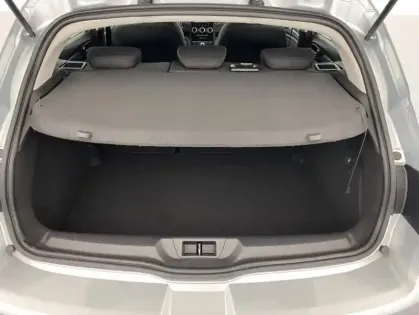 Photo 20 Renault Megane IV Berline Blue dCi 115 21B Business 5p