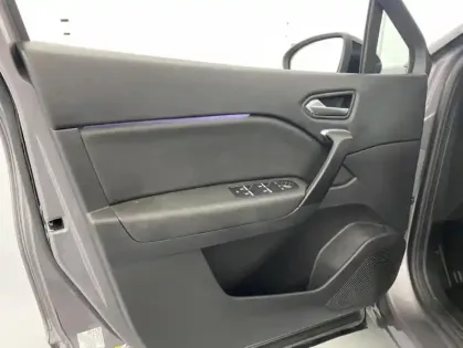 Photo 10 Renault Captur TCe 140 EDC 21 Intens 5p