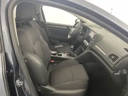 Photo 10 Renault Megane IV Berline Blue dCi 115 21B Business 5p