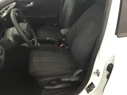 Photo 10 Ford Puma Nouveau 1.0 EcoBoost 125 ch mHEV S&S BVM6 ST-Line