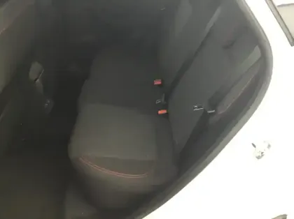 Photo 11 Ford Puma Nouveau 1.0 EcoBoost 125 ch mHEV S&S BVM6 ST-Line