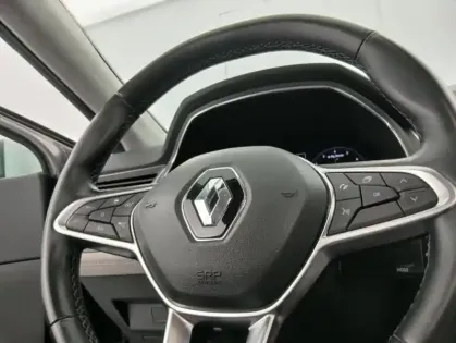 Photo 22 Renault Captur TCe 140 EDC - 21B Initiale Paris