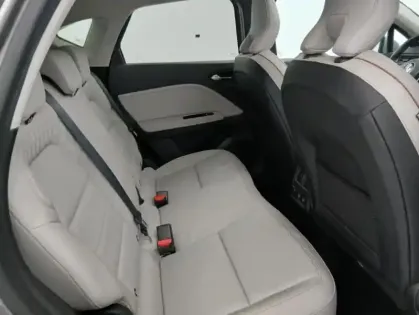 Photo 14 Renault Captur TCe 140 EDC - 21B Initiale Paris