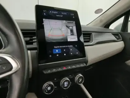 Photo 25 Renault Captur TCe 140 EDC - 21B Initiale Paris