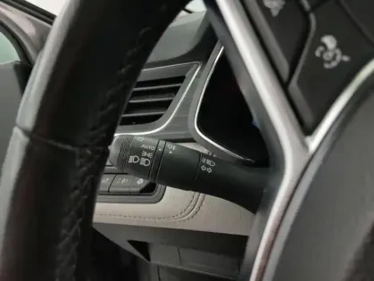 Photo 27 Renault Captur TCe 140 EDC - 21B Initiale Paris