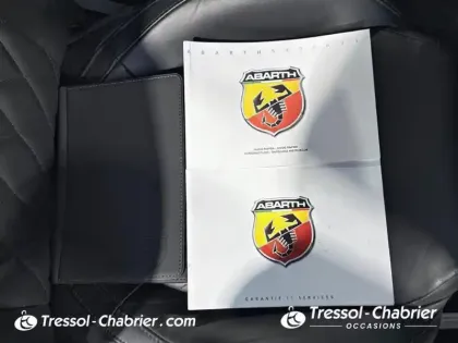 Photo 15 Abarth 595  1.4 Turbo 16V T-Jet 165 ch BVM5 Turismo
