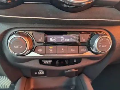 Photo 12 Nissan Juke  Hybrid 143 N-Design