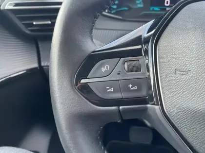 Photo 12 Peugeot 208  Electrique 50 kWh 136ch E-Style