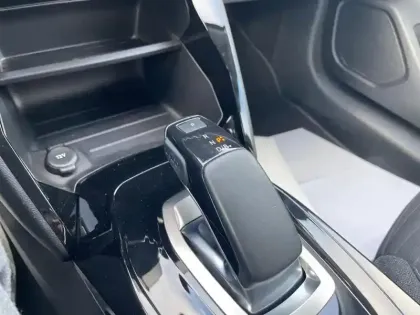 Photo 23 Peugeot 208  Electrique 50 kWh 136ch E-Style