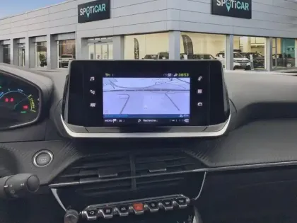 Photo 21 Peugeot 2008  Electrique 136 ch Allure