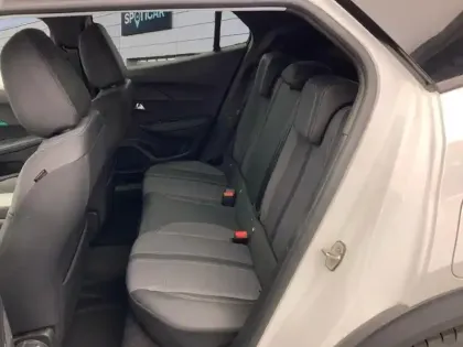 Photo 22 Peugeot 2008  Electrique 136 ch Allure