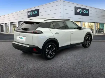 Photo 1 Peugeot 2008  Electrique 136 ch Allure