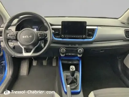 Photo 9 Kia Stonic  1.0 T-GDi 100 ch ISG BVM6 Blue Edition