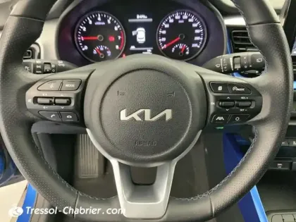Photo 18 Kia Stonic  1.0 T-GDi 100 ch ISG BVM6 Blue Edition
