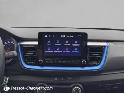 Photo 10 Kia Stonic  1.0 T-GDi 100 ch ISG BVM6 Blue Edition