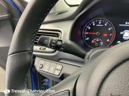 Photo 17 Kia Stonic  1.0 T-GDi 100 ch ISG BVM6 Blue Edition