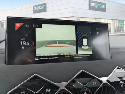 Photo 25 DS DS 3 DS3 Crossback PureTech 130 EAT8 Performance Line+