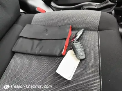 Photo 15 Citroën C3 Aircross  BlueHDi 120 S&S EAT6 Origins