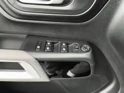 Photo 19 Citroën C5 aircross  Hybride Rechargeable 225 S&S e-EAT8 C-Series