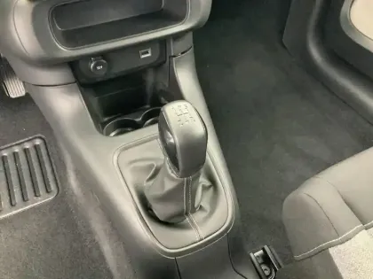 Photo 23 Citroën C3  PureTech 83 S&S BVM5 C-Series