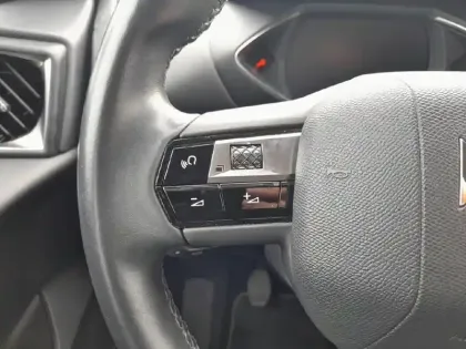 Photo 18 DS DS 3 DS3 Crossback PureTech 100 BVM6 Bastille