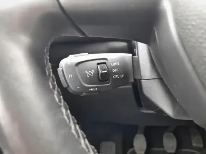 Photo 17 DS DS 3 DS3 Crossback PureTech 100 BVM6 Bastille