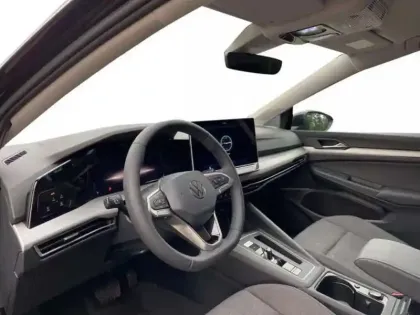 Photo 9 Volkswagen Golf 8 FL 1.5 EHYBRID 204CH DSG6 LIFE PL