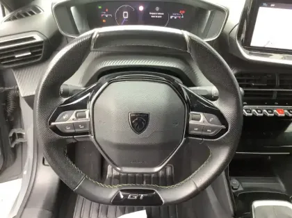 Photo 17 Peugeot 208 Nouvelle PureTech 100 S&amp;S BVM6 GT