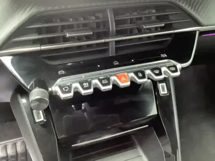 Photo 45 Peugeot 208 Gén. II Ph2 GT 5