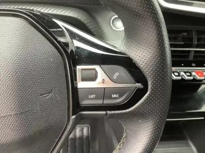 Photo 49 Peugeot 208 Gén. II Ph2 GT 5