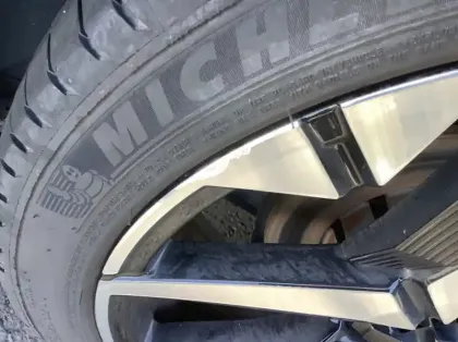 Photo 26 Peugeot 208 Gén. II Ph2 GT 5