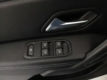 Photo 19 Dacia Duster Blue dCi 115 4x2 Prestige