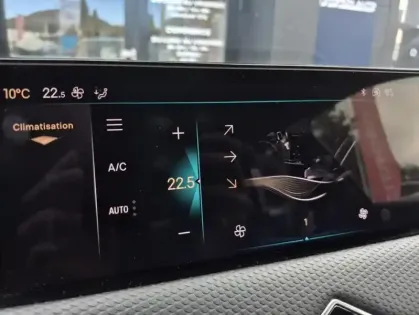 Photo 34 DS DS 3 1.5 BLUEHDI 130 AUTOMATIQUE BASTILLE