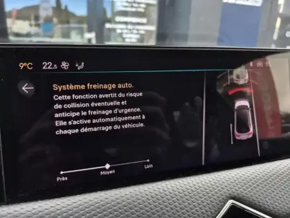 Photo 30 DS DS 3 1.5 BLUEHDI 130 AUTOMATIQUE BASTILLE