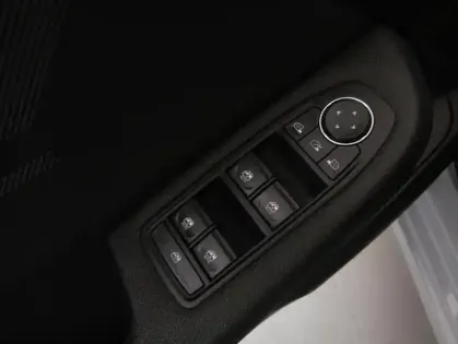 Photo 19 Renault Clio V E-Tech full hybrid 145 Esprit Alpine