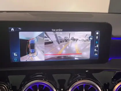 Photo 10 Mercedes Classe A 200 AMG Line