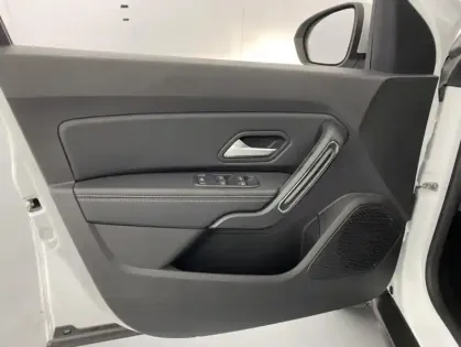 Photo 10 Dacia Duster Blue dCi 115 4x2 Prestige 5p