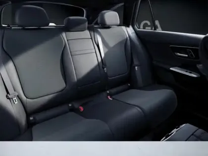 Photo 38 Mercedes Classe C 200 d Avantgarde Line