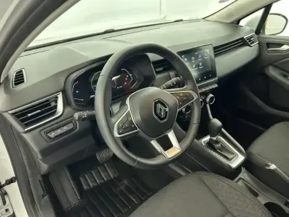 Photo 13 Renault Clio 1.6 E-Tech hybride 140ch Zen