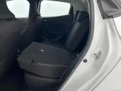 Photo 10 Renault Clio 1.6 E-Tech hybride 140ch Zen