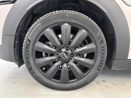 Photo 21 Mini Countryman Cooper SE 125ch + 95ch Edition Premium ALL4 BVA6