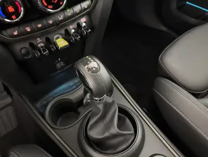 Photo 45 Mini Countryman Cooper SE 125ch + 95ch Edition Premium ALL4 BVA6