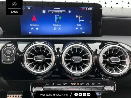 Photo 21 Mercedes Classe A 200 d AMG Line