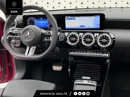 Photo 30 Mercedes Classe A 200 d AMG Line