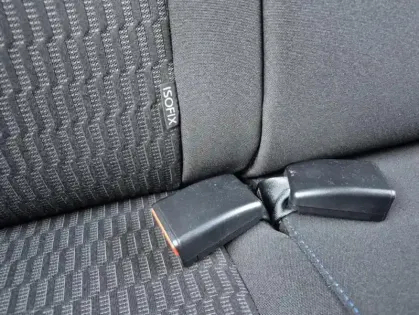 Photo 30 Peugeot 208 Puretech 82 Signature