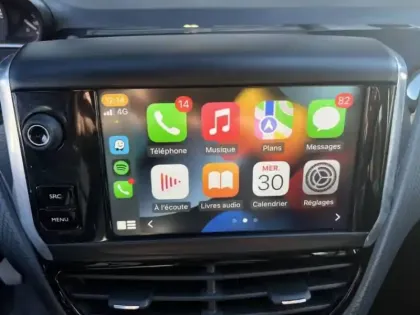 Photo 6 Peugeot 208 Puretech 82 Signature