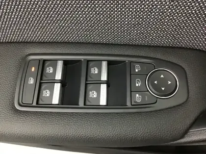 Photo 16 Renault Captur Nouveau TCe 90 Techno