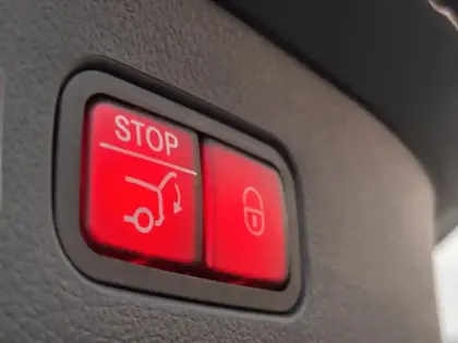 Photo 46 Mercedes Classe GLC SUV 300 de Hybrid EQ 4MATIC AMG Line +