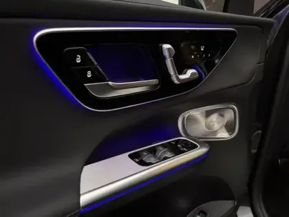 Photo 36 Mercedes Classe GLC SUV 300 de Hybrid EQ 4MATIC AMG Line +