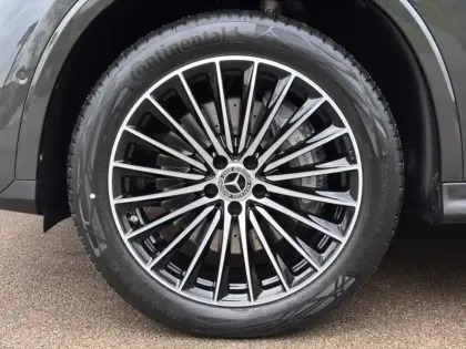 Photo 9 Mercedes Classe GLC SUV 300 de Hybrid EQ 4MATIC AMG Line +